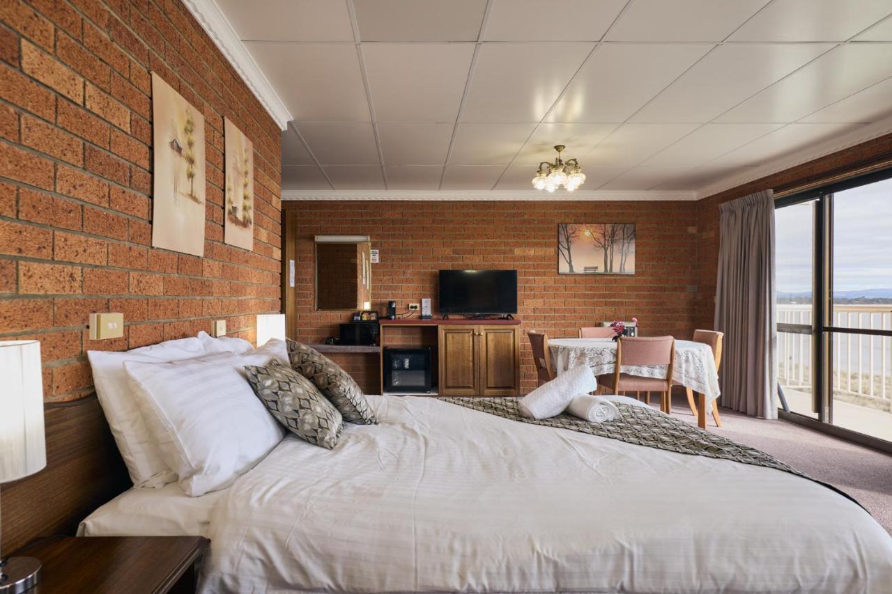 The Waterloo Hotel Swansea Bagian luar foto