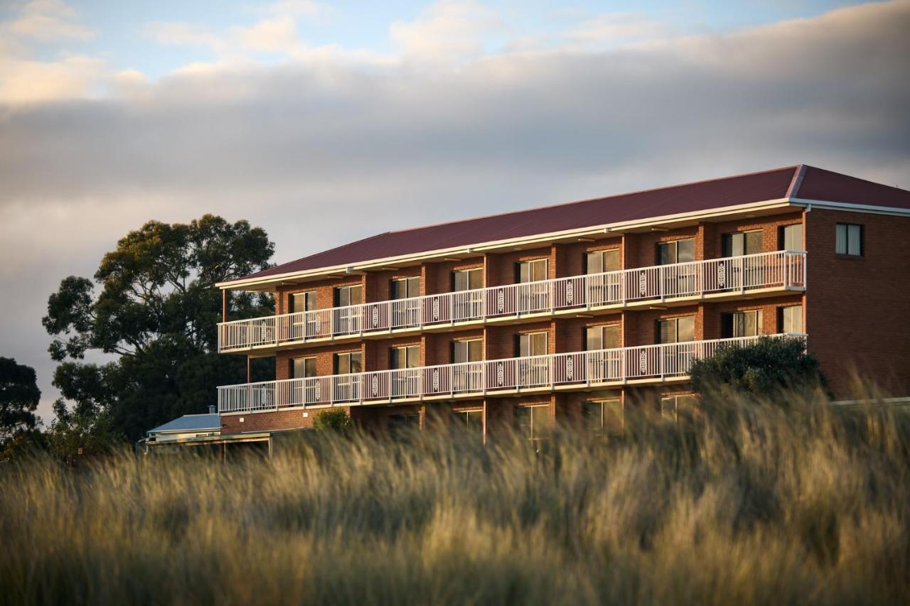 The Waterloo Hotel Swansea Bagian luar foto