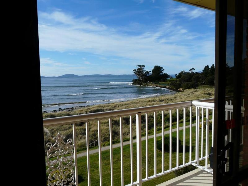 The Waterloo Hotel Swansea Bagian luar foto